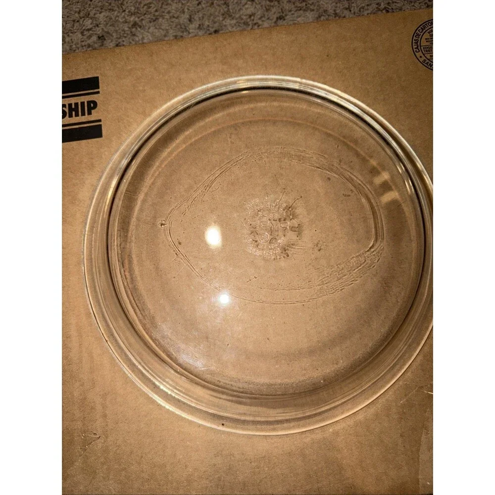 Pyrex Vintage Glass 10” Pie Dish BB-5